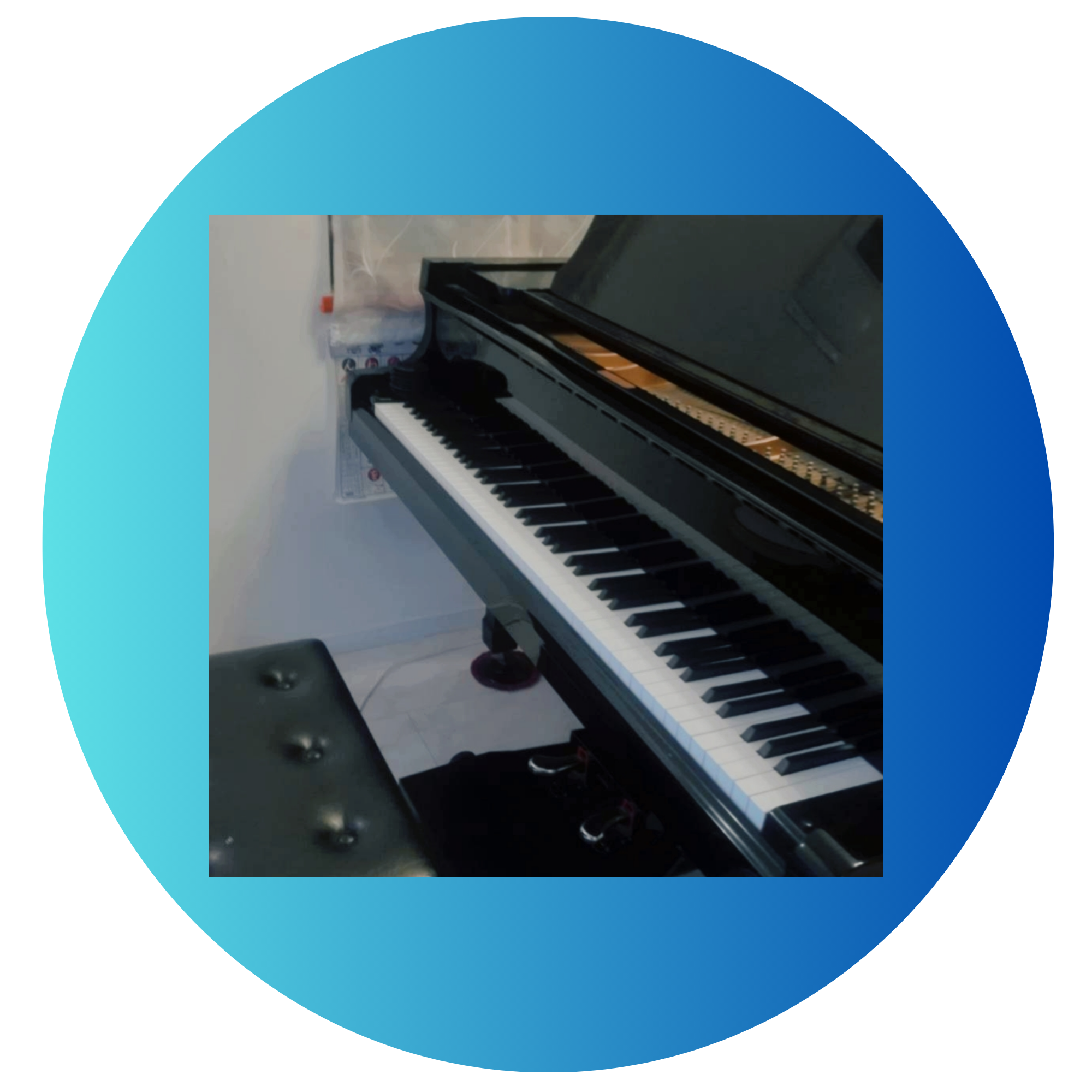 グランドピアノ